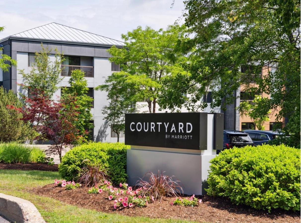 Hotel Courtyard Burlington Williston Extérieur photo