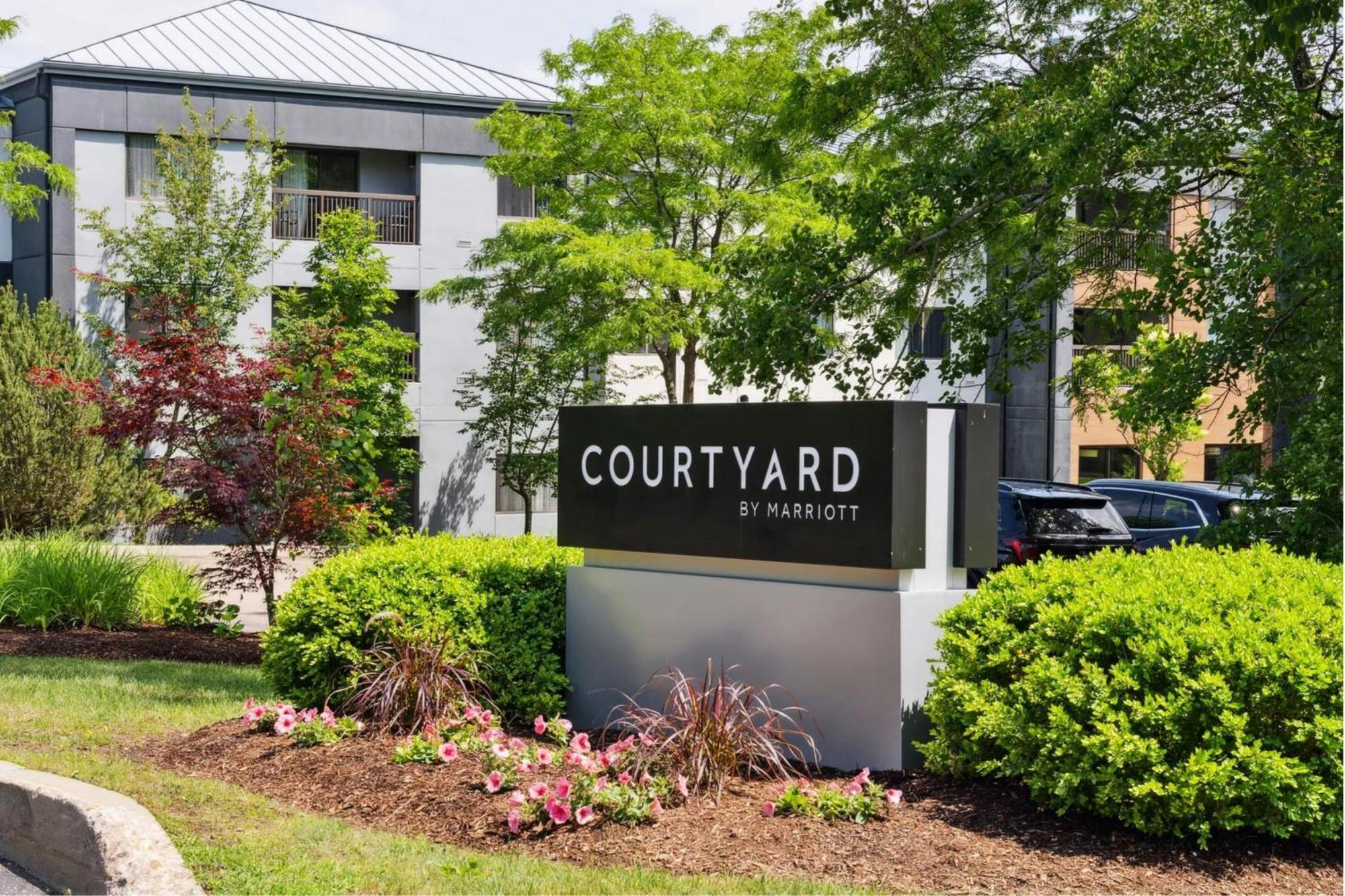 Hotel Courtyard Burlington Williston Extérieur photo